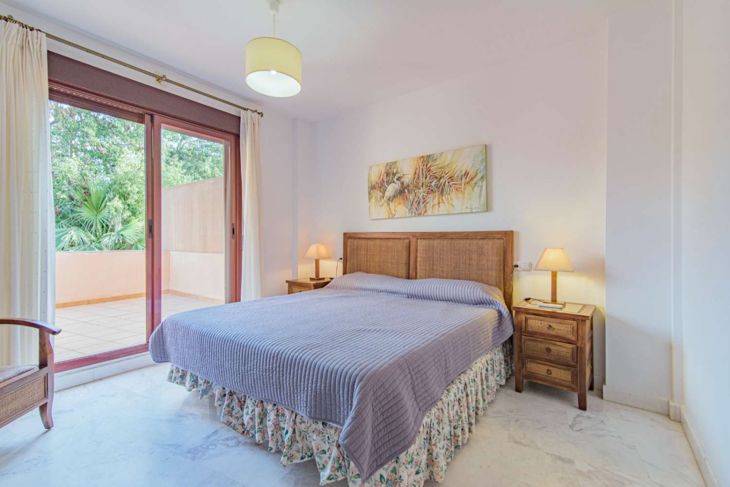 3 bedroom apartment in Playa Granada from September to June