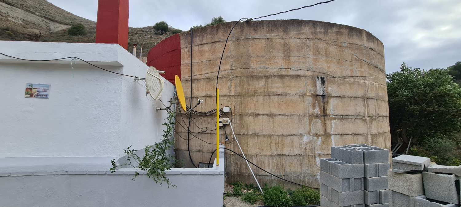 قطعة أرض للبيع في El Rescate - Río Seco (Almuñécar)