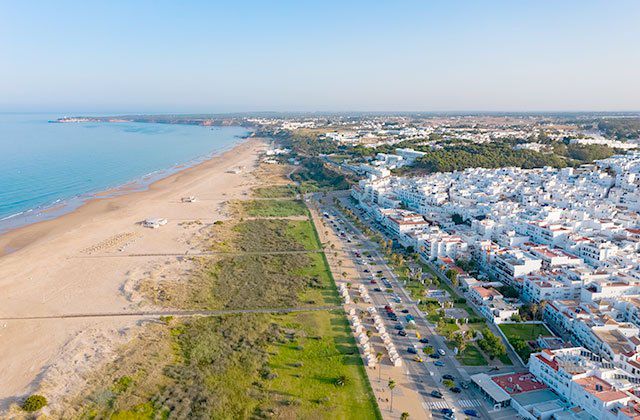 Terreno urbano residencial en Conil (Cádiz)