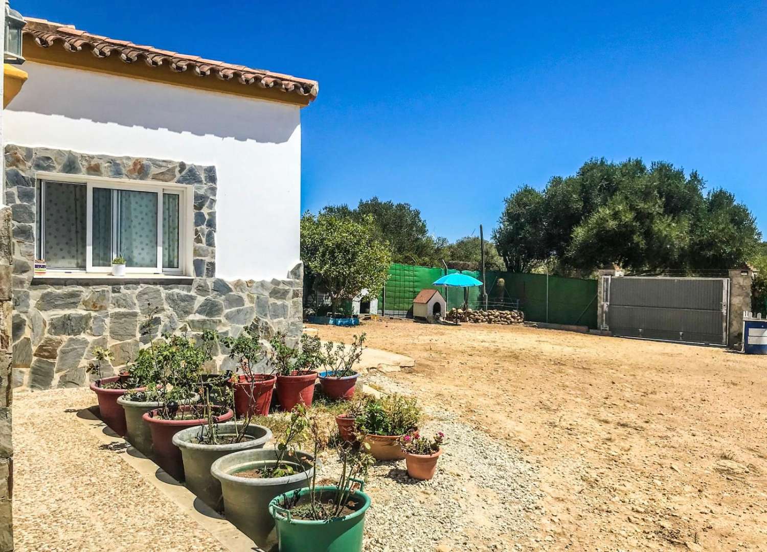 Terreno construido y registrado en Véjer