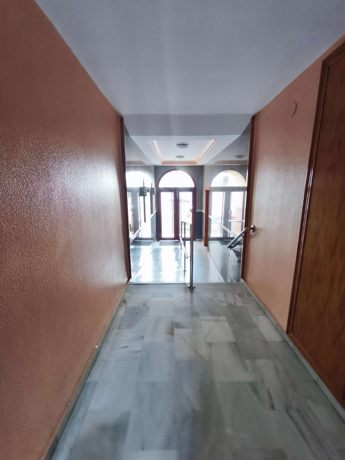 Piso primera línea en Santa Adela (Motril)