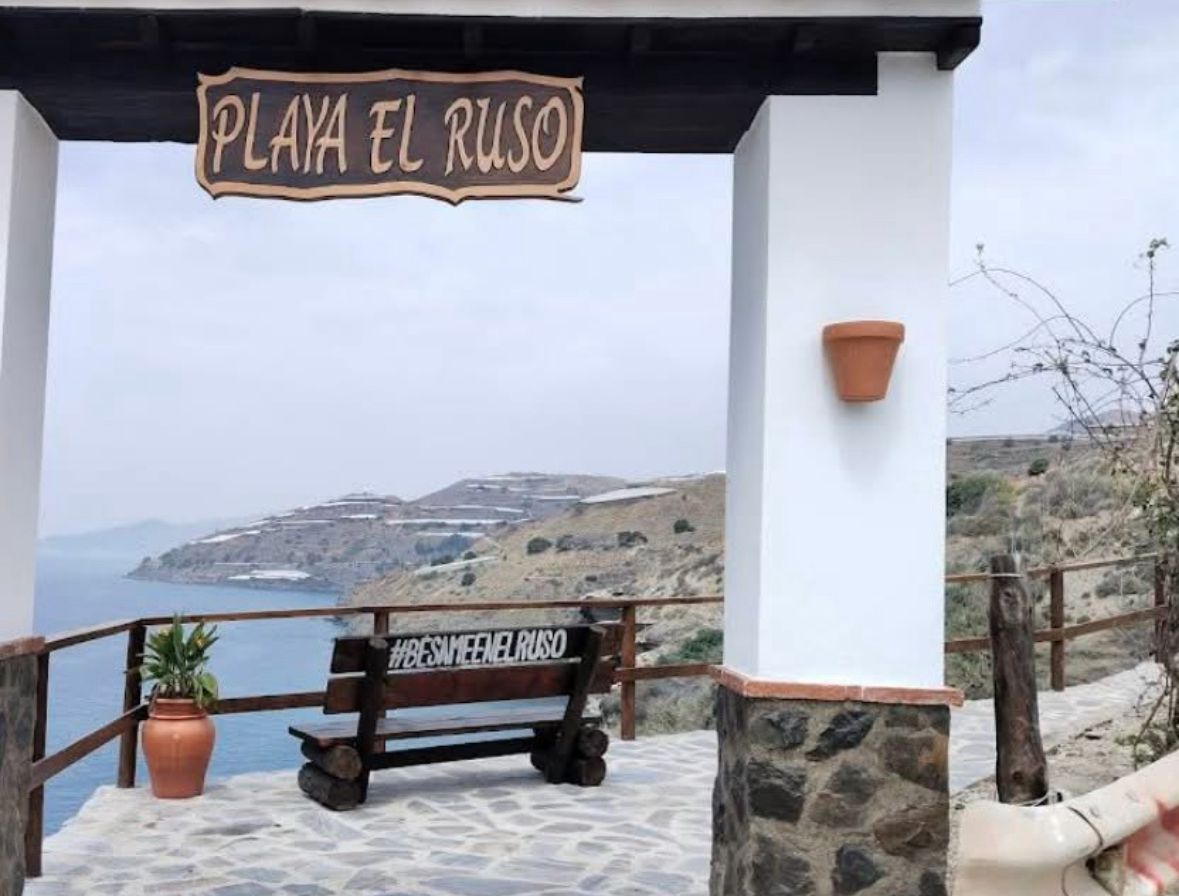 Kattohuoneisto myynnissä Albuñol