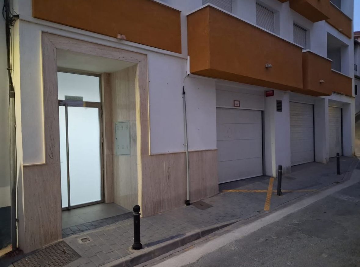 Kattohuoneisto myynnissä Albuñol