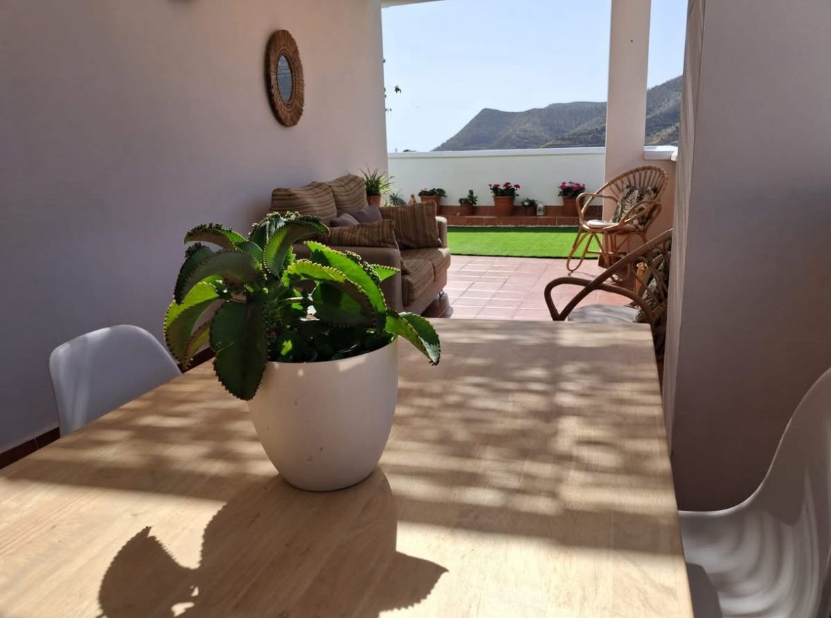 Kattohuoneisto myynnissä Albuñol