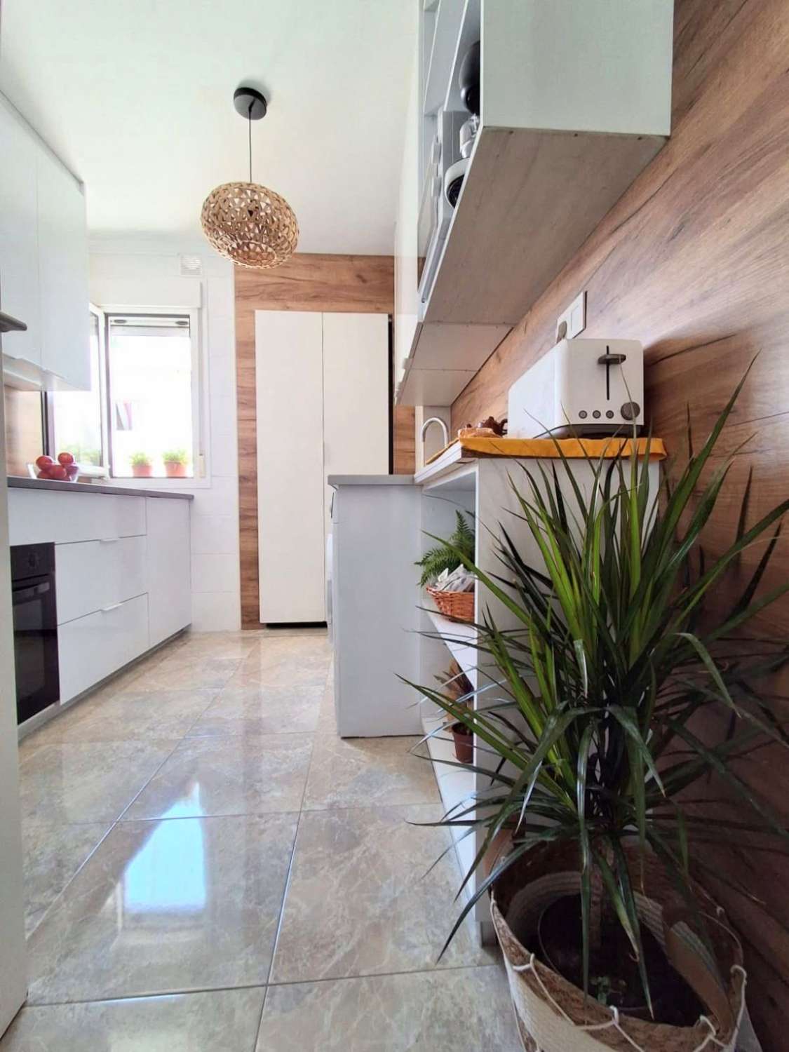 Kattohuoneisto myynnissä Albuñol