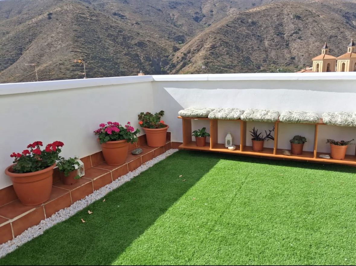 Kattohuoneisto myynnissä Albuñol