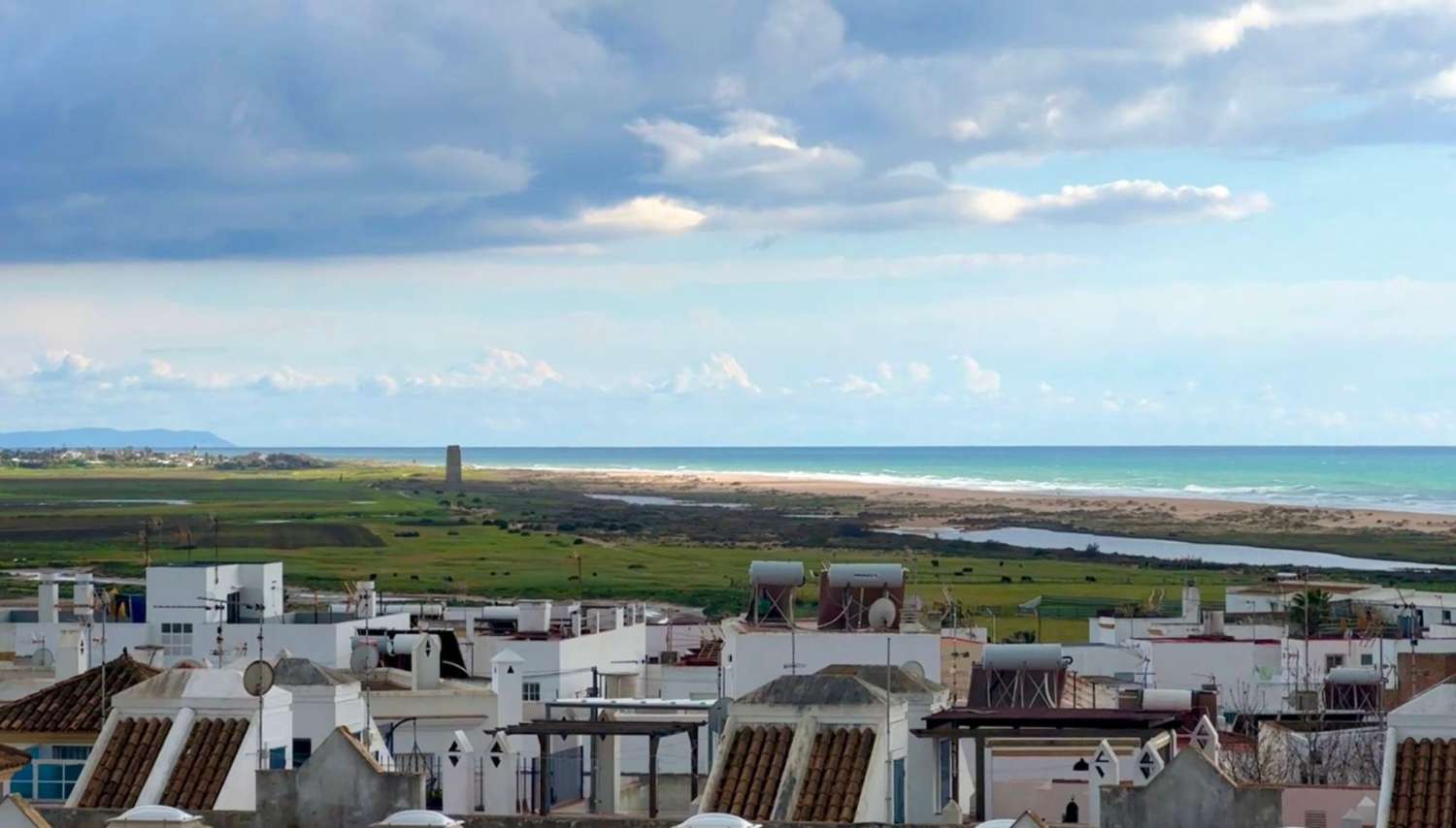 Chalet adosado de 2 dormitorios con impresionantes vistas al mar