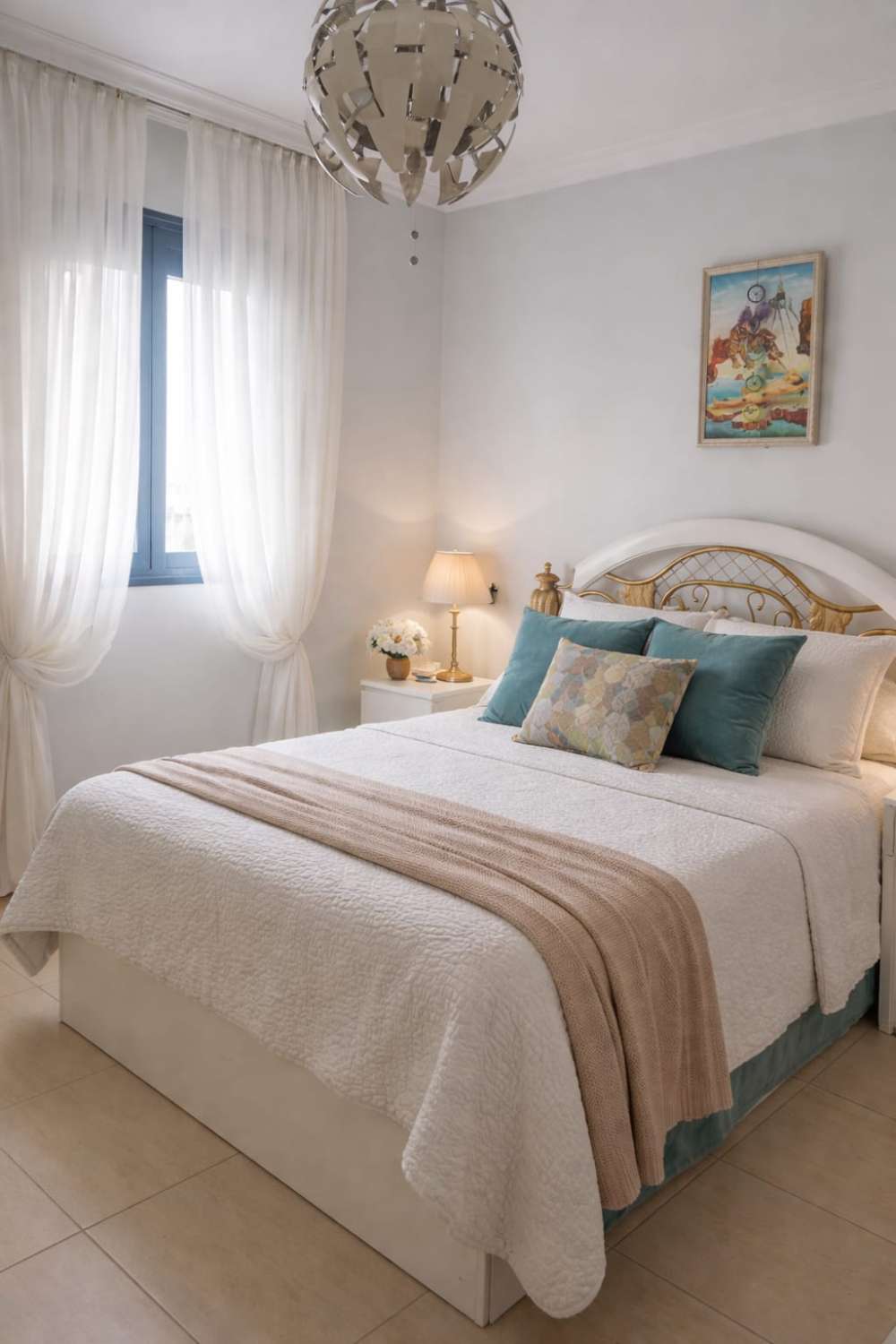 Piso de 2 dormitorios con vistas al mar en Playa Galera, Almuñécar