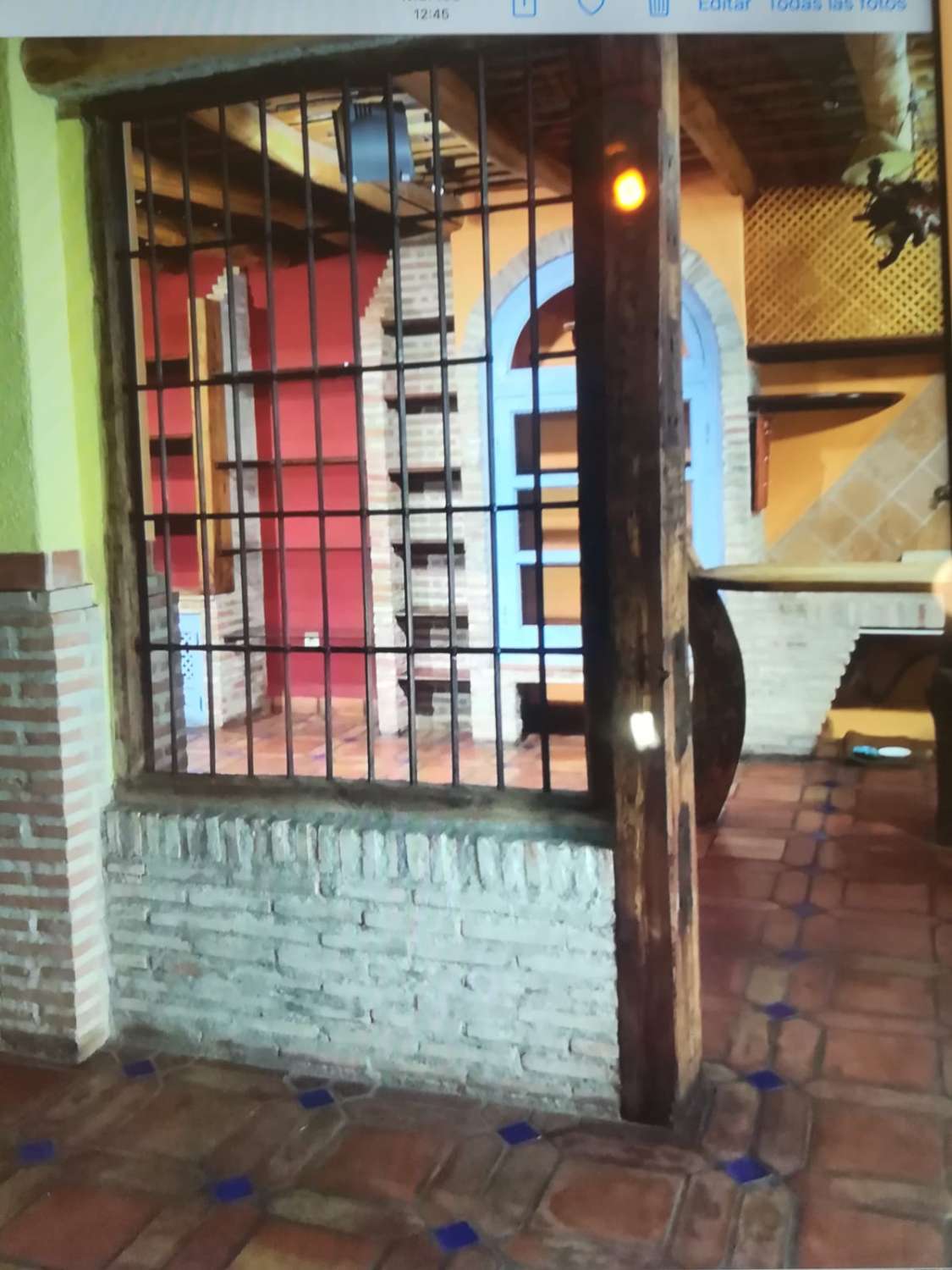 Se vende moderno local de 200 m2 en el centro de la Alpujarra