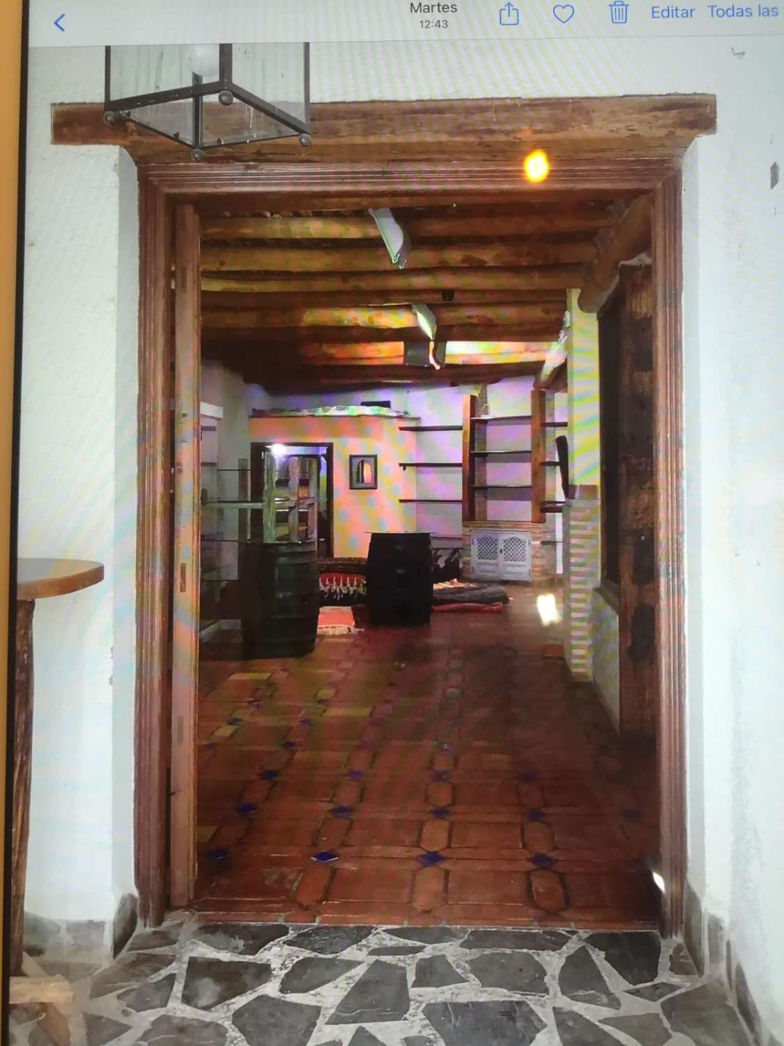 Se vende moderno local de 200 m2 en el centro de la Alpujarra