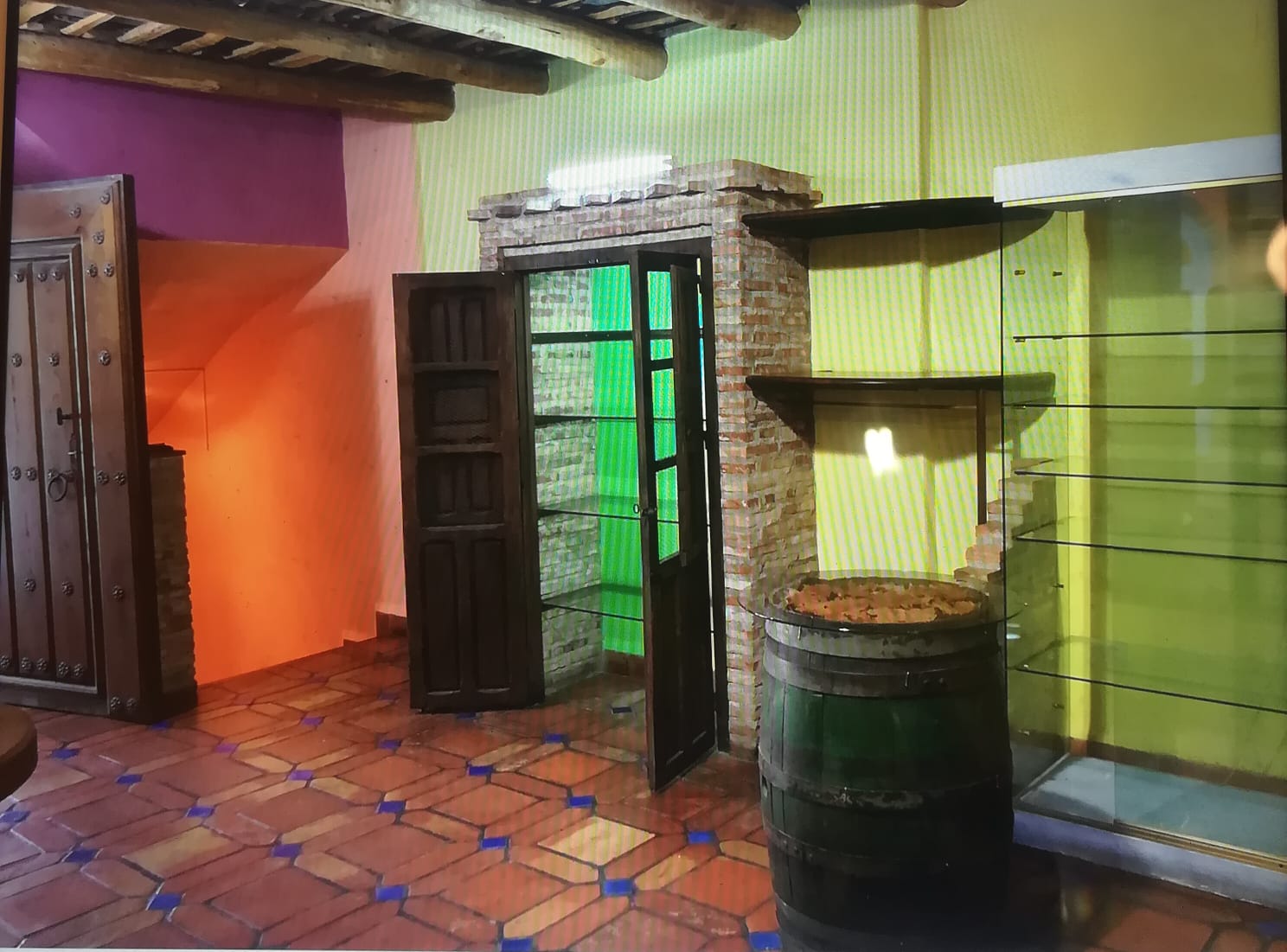 Se vende moderno local de 200 m2 en el centro de la Alpujarra