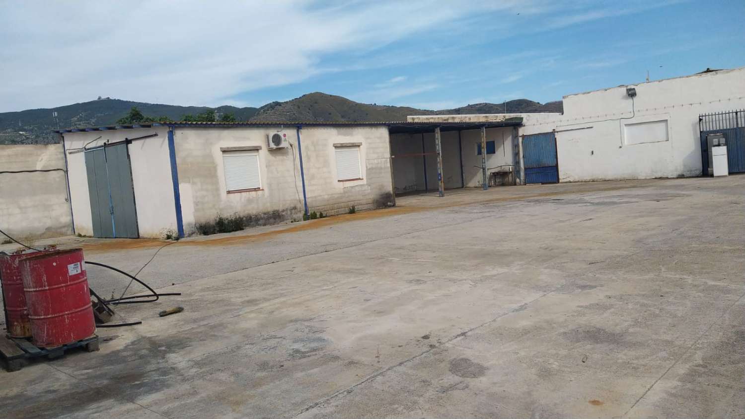 Industrieel magazijn van 1700 m2 in Motril