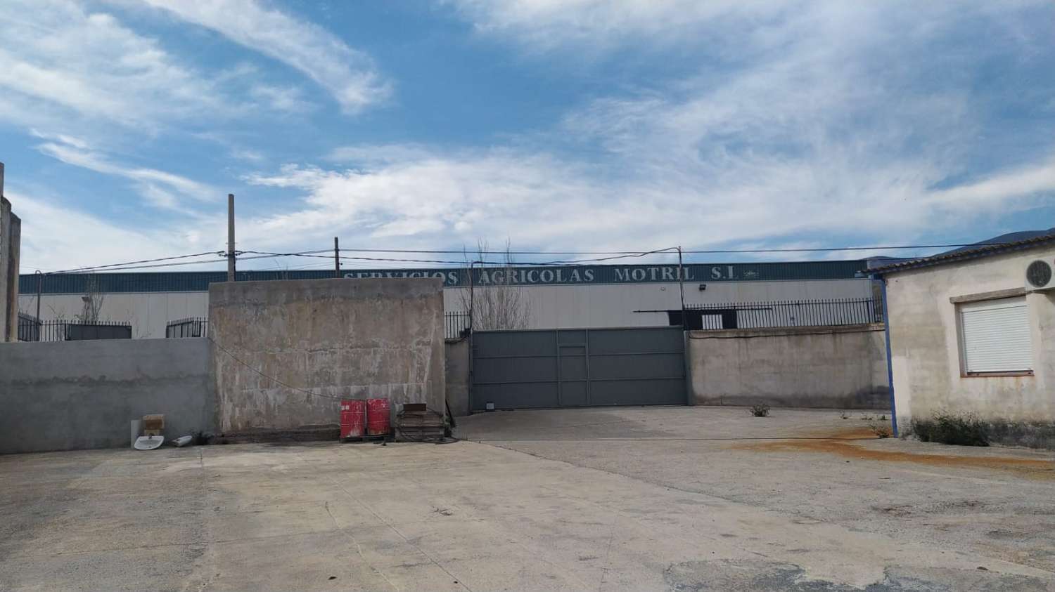 Industrilager på 1700 m2 i Los Tablones de Motril
