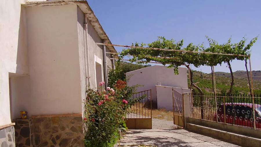 Landwirtschaftlicher Bauernhof mit ländlichem Bauernhaus in La Contraviesa, Torvizcón, Granada