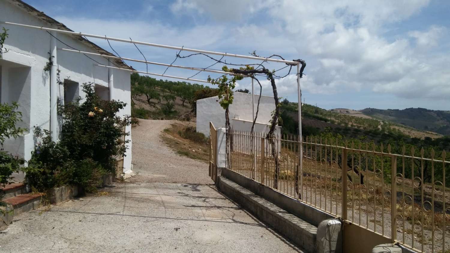 Renoverat bondgård med lager och utsikt i Torvizcón, Granada