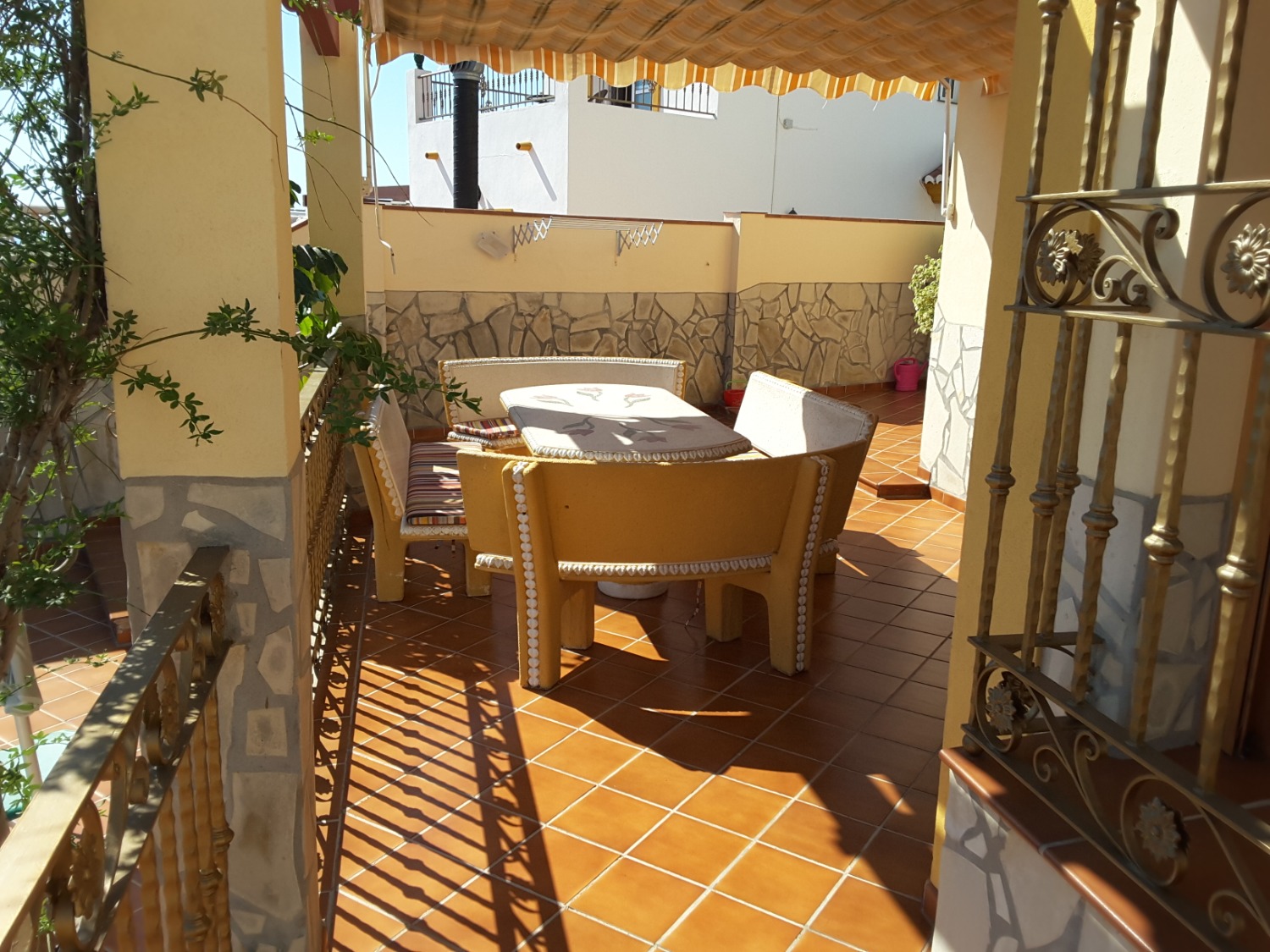 A vendre impressionnante villa à 5 min. de Nerja