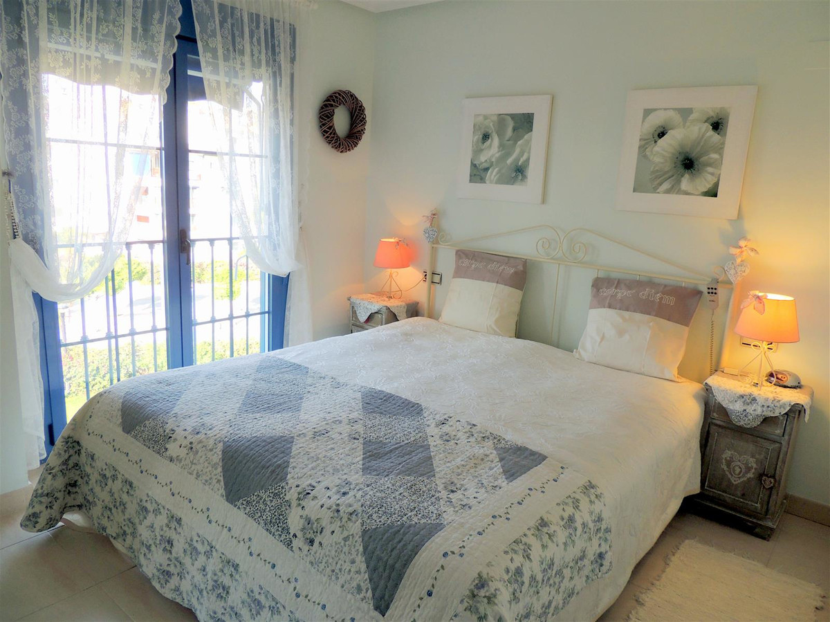 Apartamento en Residencial con vistas al mar en primera línea, Almuñécar