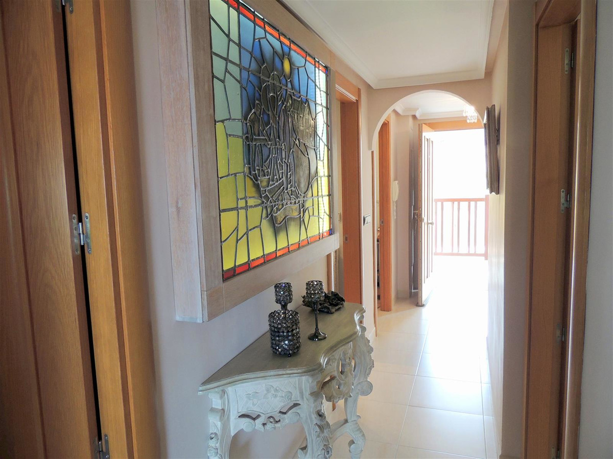 Apartamento en Residencial con vistas al mar en primera línea, Almuñécar