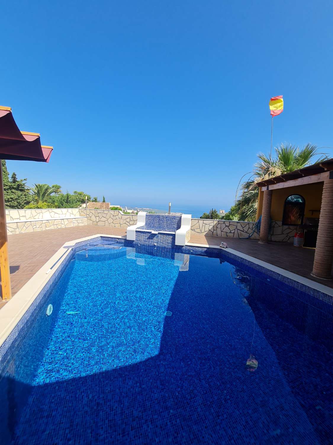 Villa de luxe à vendre dans l'urbanisation Monte de Los Almendros à Salobreña