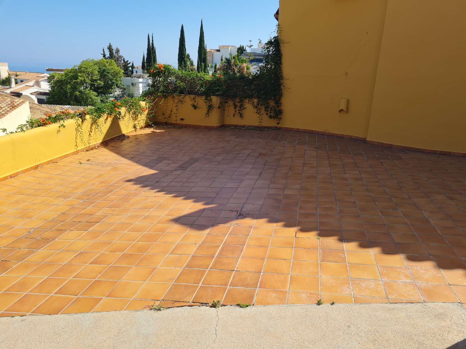 Villa de luxe à vendre dans l'urbanisation Monte de Los Almendros à Salobreña