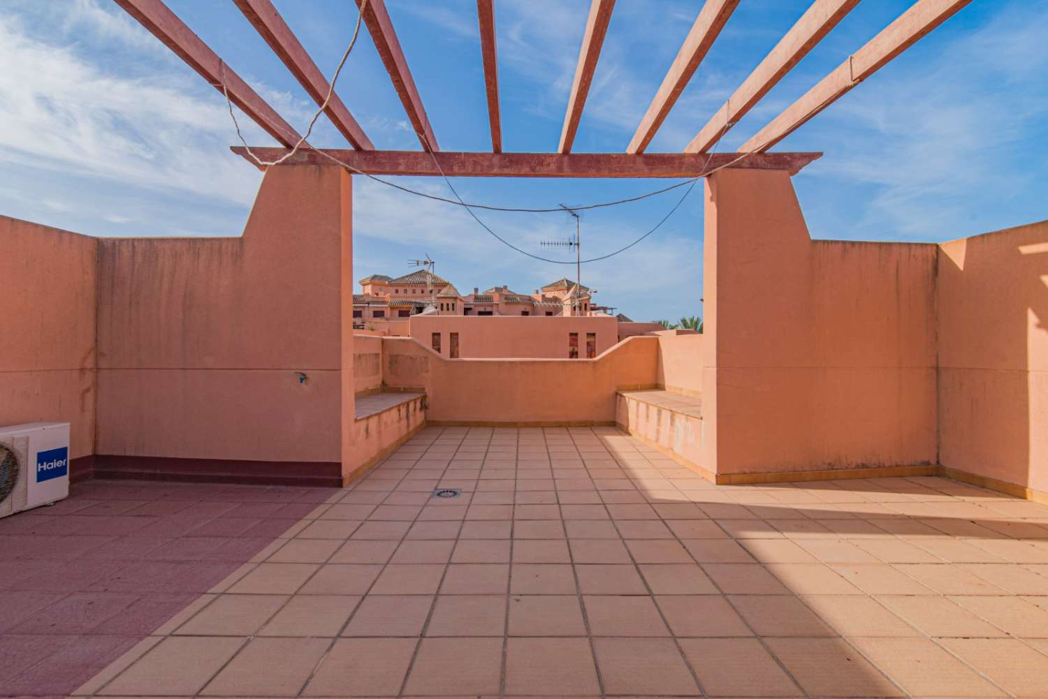 Appartement de 3 chambres à Playa Granada de septembre à juin