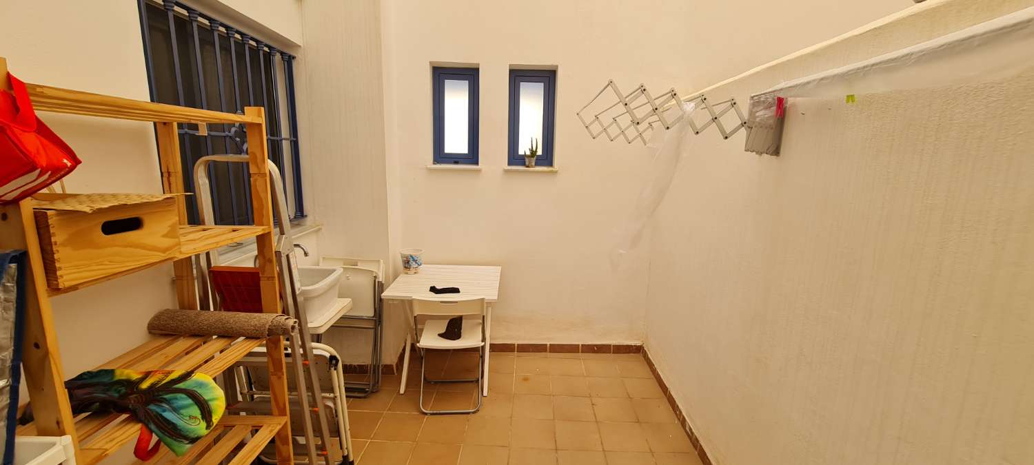 Lujoso apartamento de playa en Almuñecar. Alquiler meses de invierno.