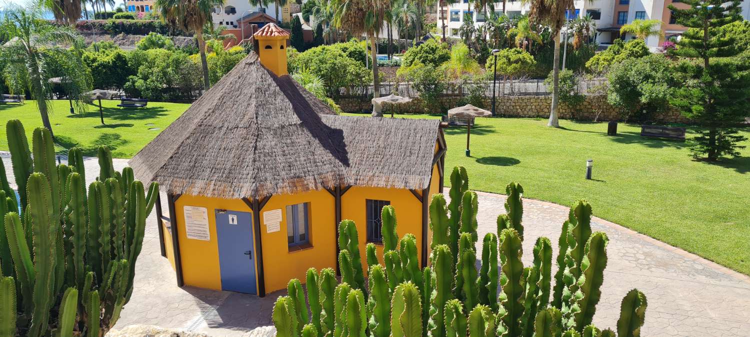 Lujoso apartamento de playa en Almuñecar. Alquiler meses de invierno.