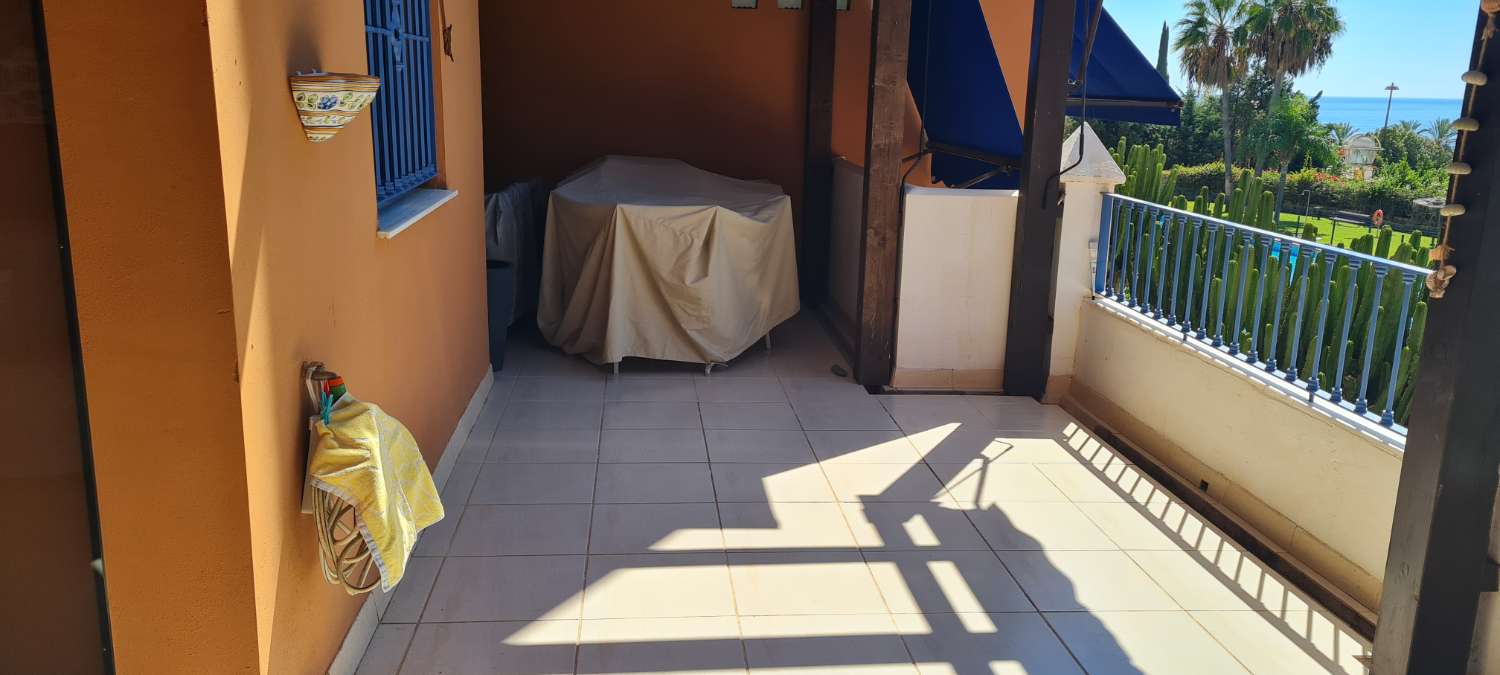 Lujoso apartamento de playa en Almuñecar. Alquiler meses de invierno.