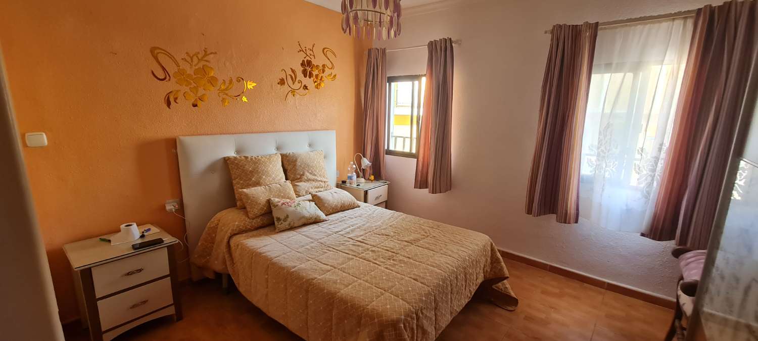 Casa con 4 camere da letto in vendita a Motril