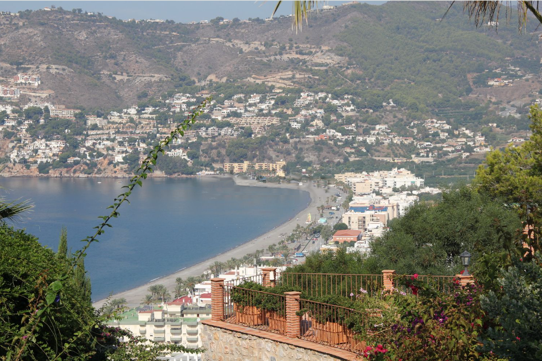 Villa en la Punta de la Mona- La Herradura