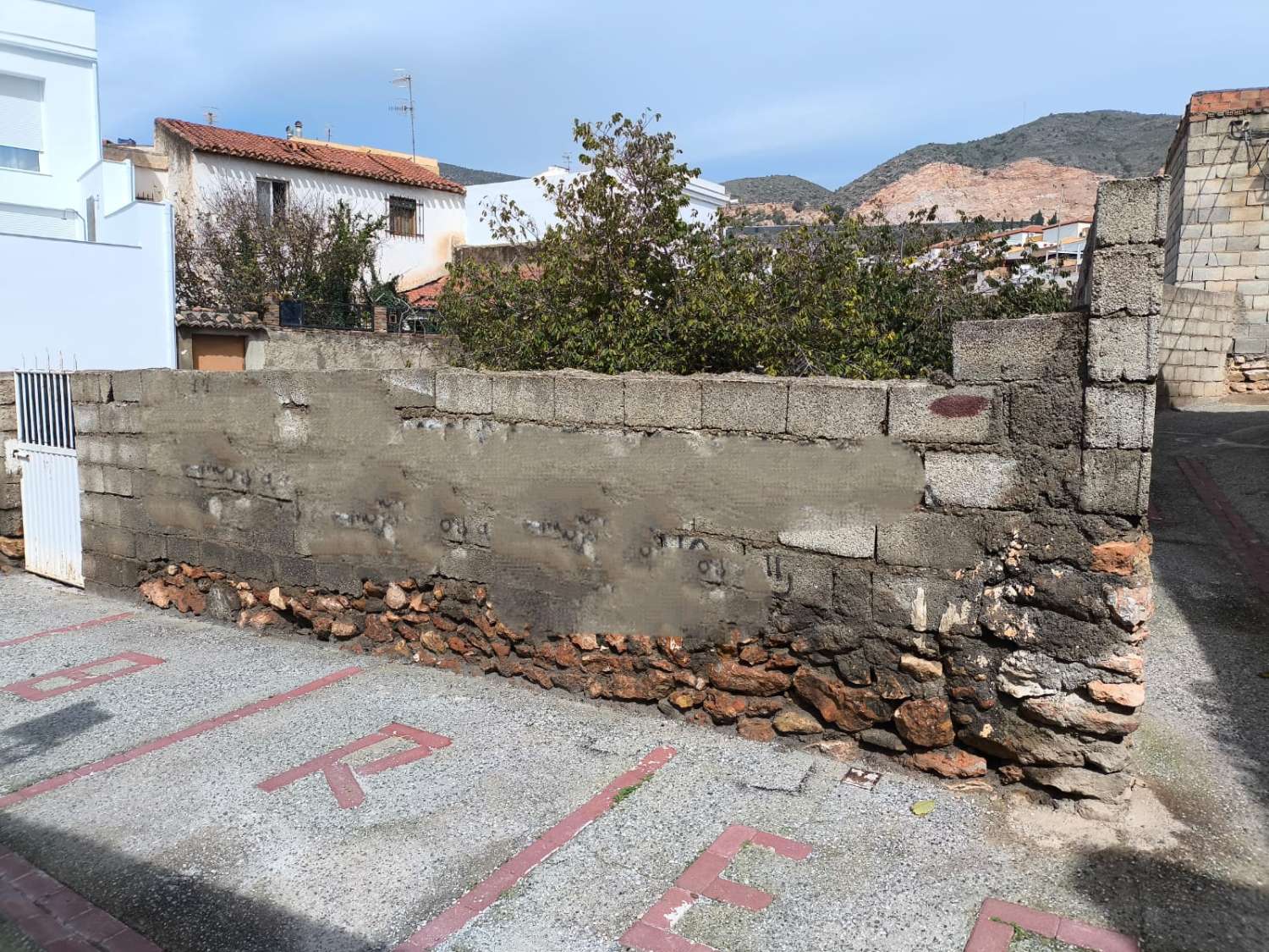 Terrain à bâtir en centre-ville – 178 m²