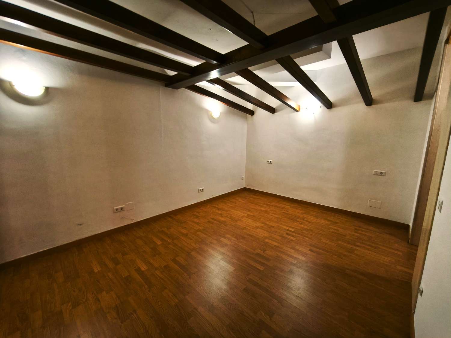 Studio in La Noria met zwembad en tuin