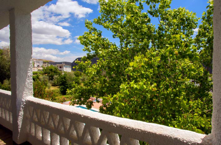 旅館 出售 在 La Taha