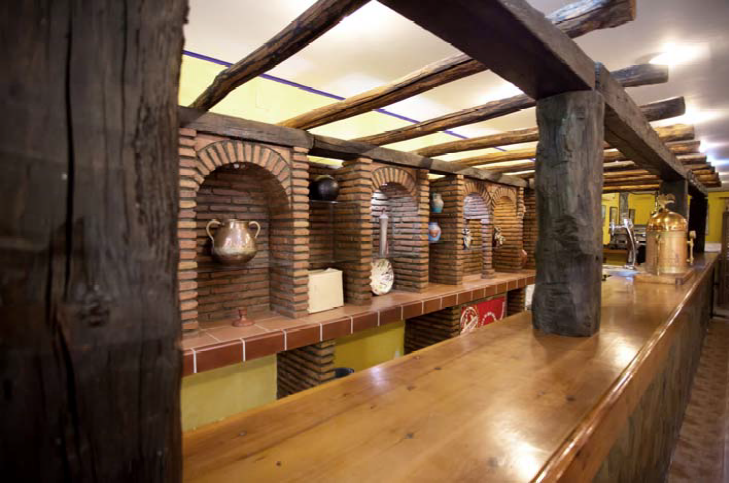 旅館 出售 在 La Taha