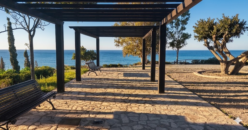 Piso de 2 dormitorios con vistas al mar en Playa Galera, Almuñécar