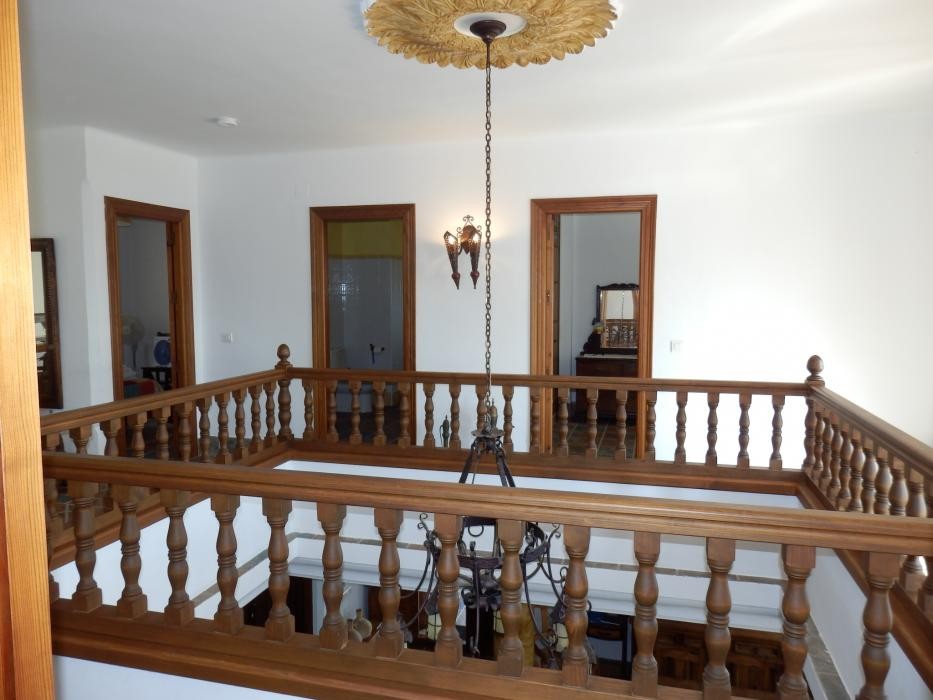 Frigiliana, for sale house with 7 bedrooms and a plot of 5500 m2