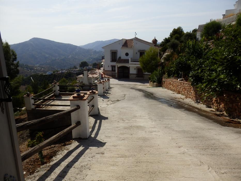 Frigiliana, vendesi casa con 7 camere da letto e un terreno di 5500 m2