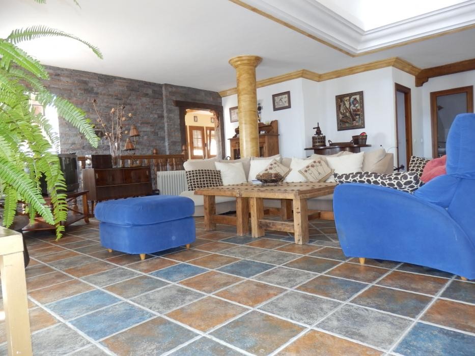 Frigiliana, for sale house with 7 bedrooms and a plot of 5500 m2