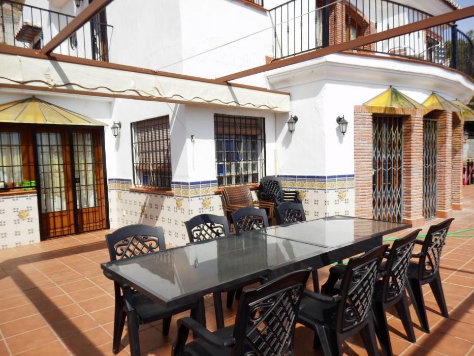 Frigiliana, for sale house with 7 bedrooms and a plot of 5500 m2