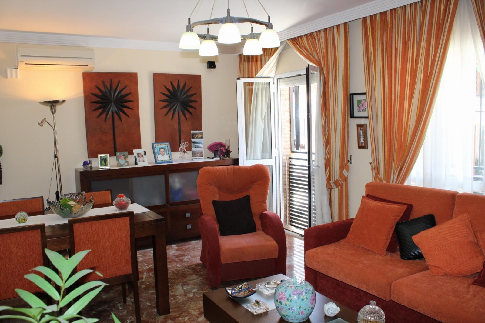 Apartment for sale in Nerja with separate studio and garage