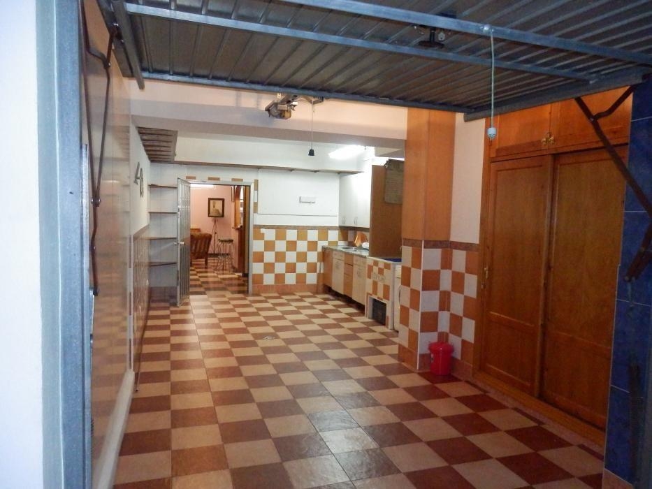 Lägenhet till salu i Nerja med separat studio och garage
