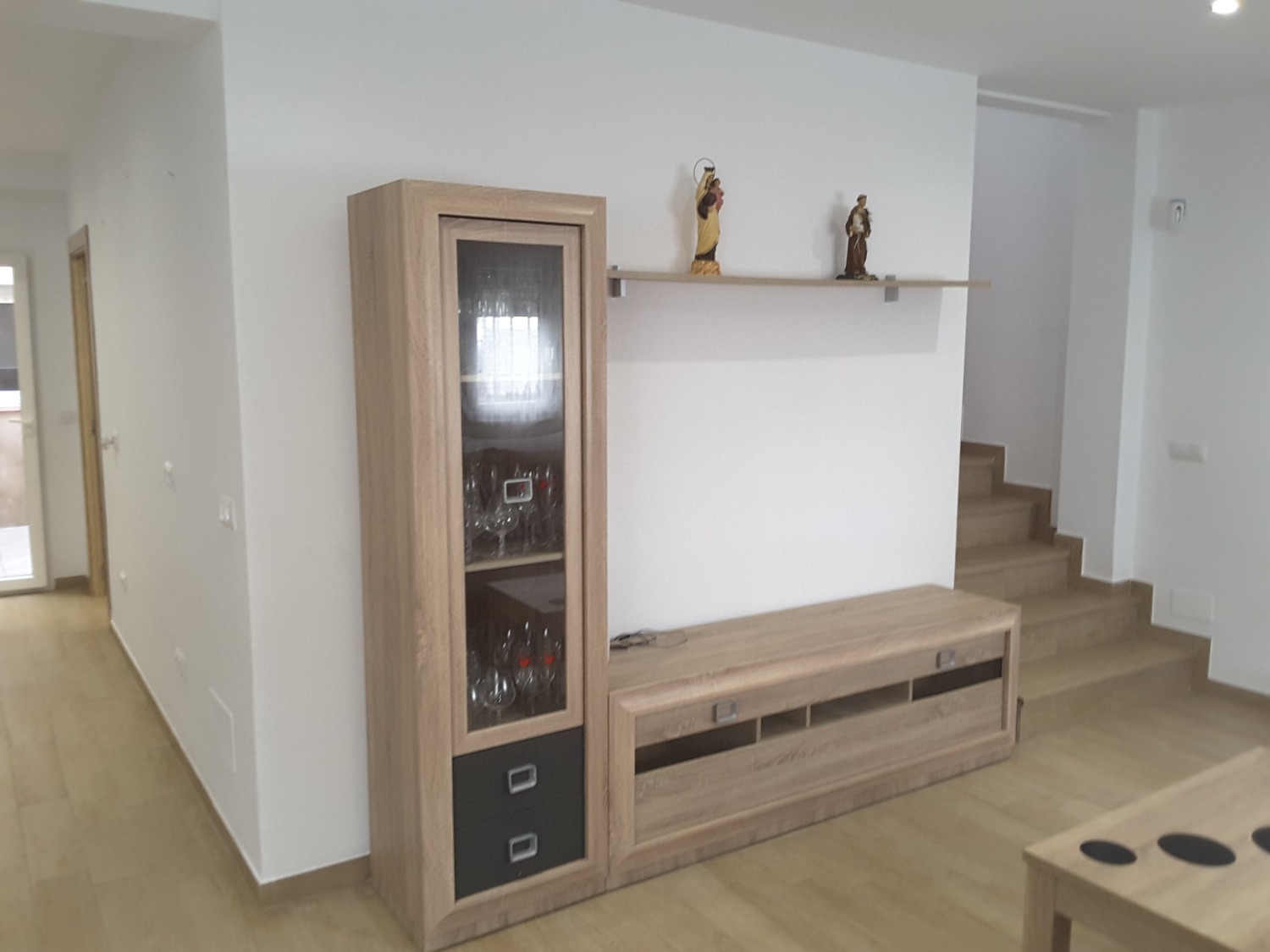 ZU VERKAUF 4-Zimmer-Haus vor kurzem renoviert