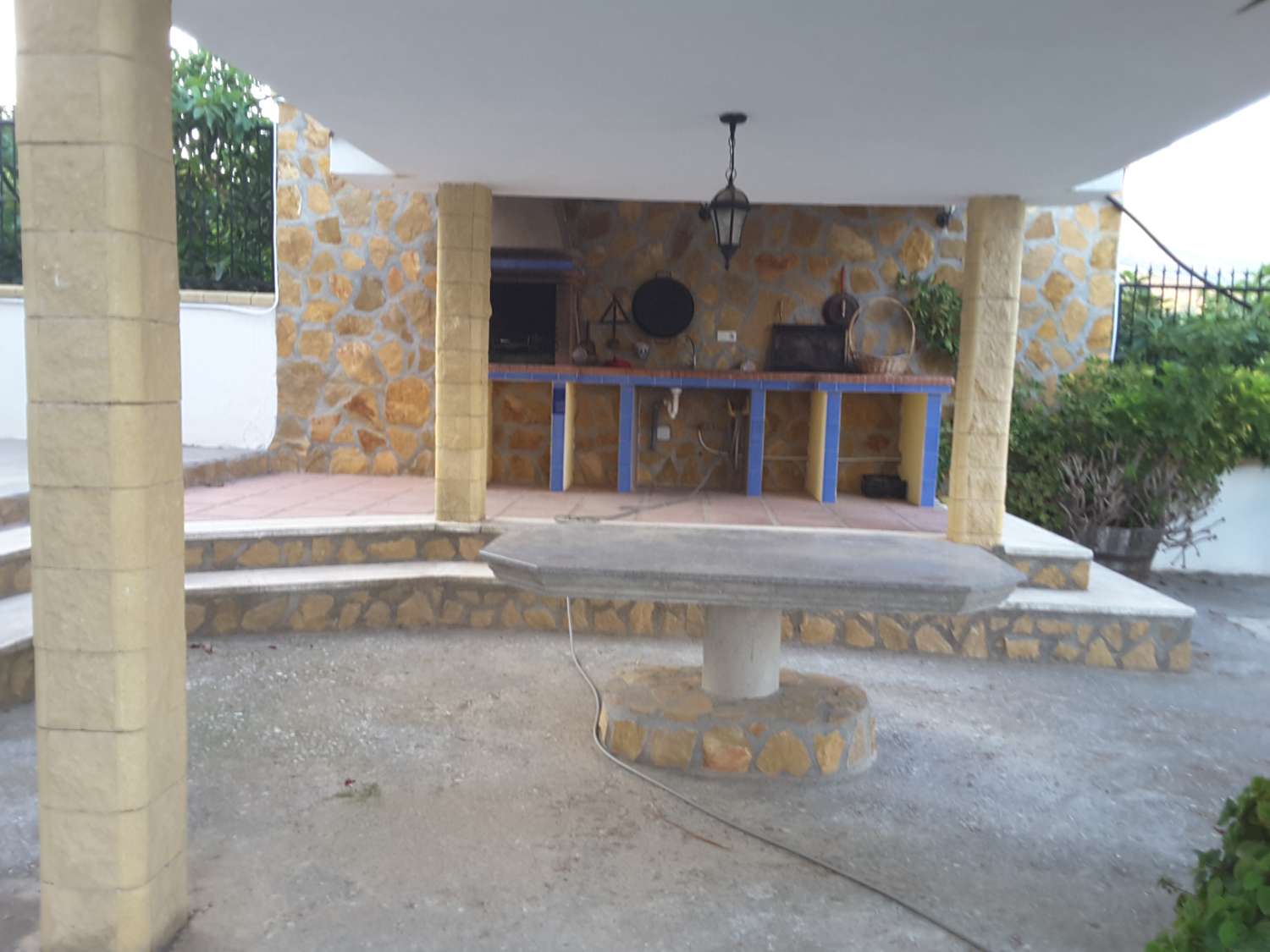 Stunning villa for sale in Itrabo